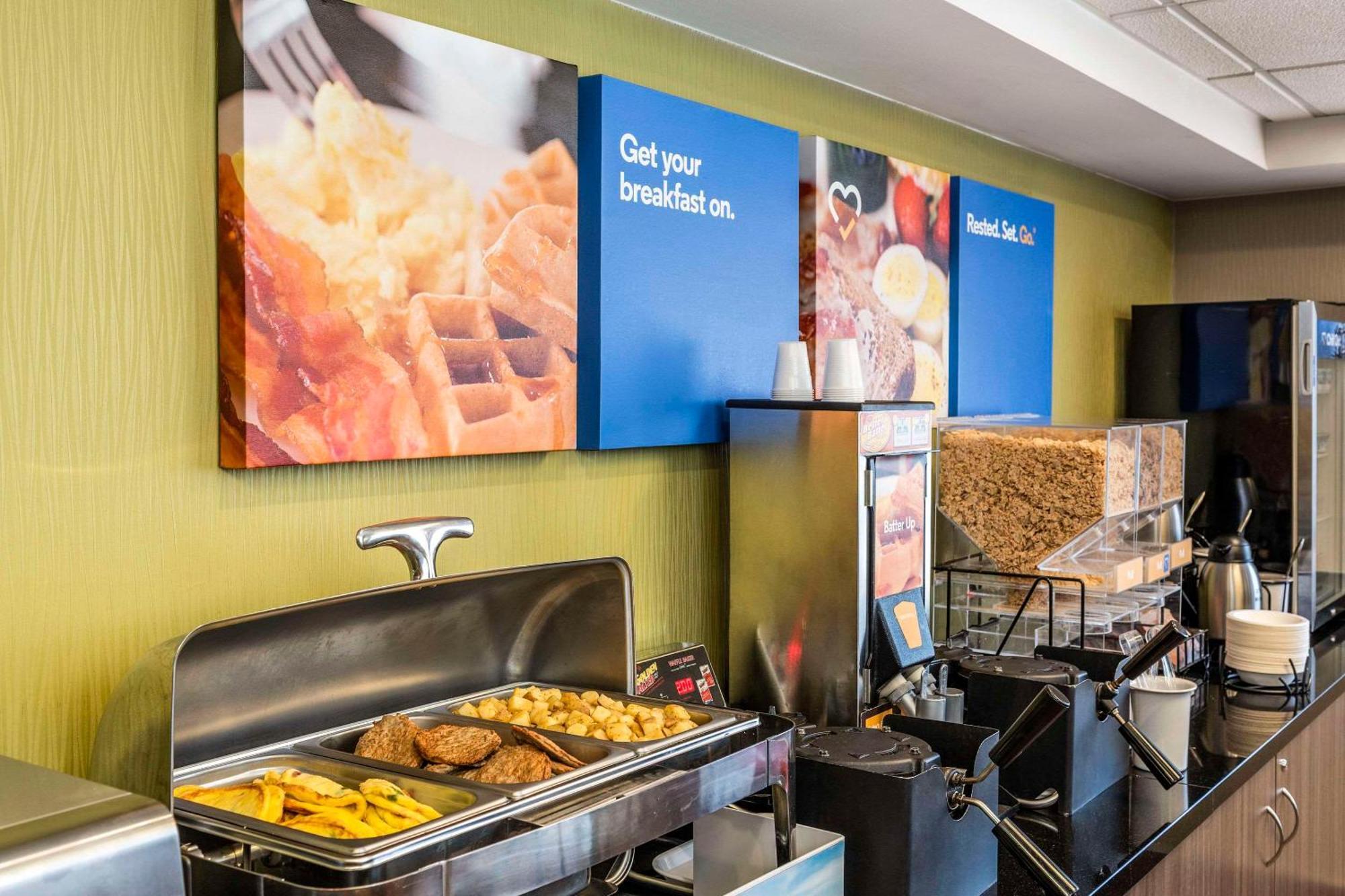 Comfort Inn East Sudbury Bagian luar foto